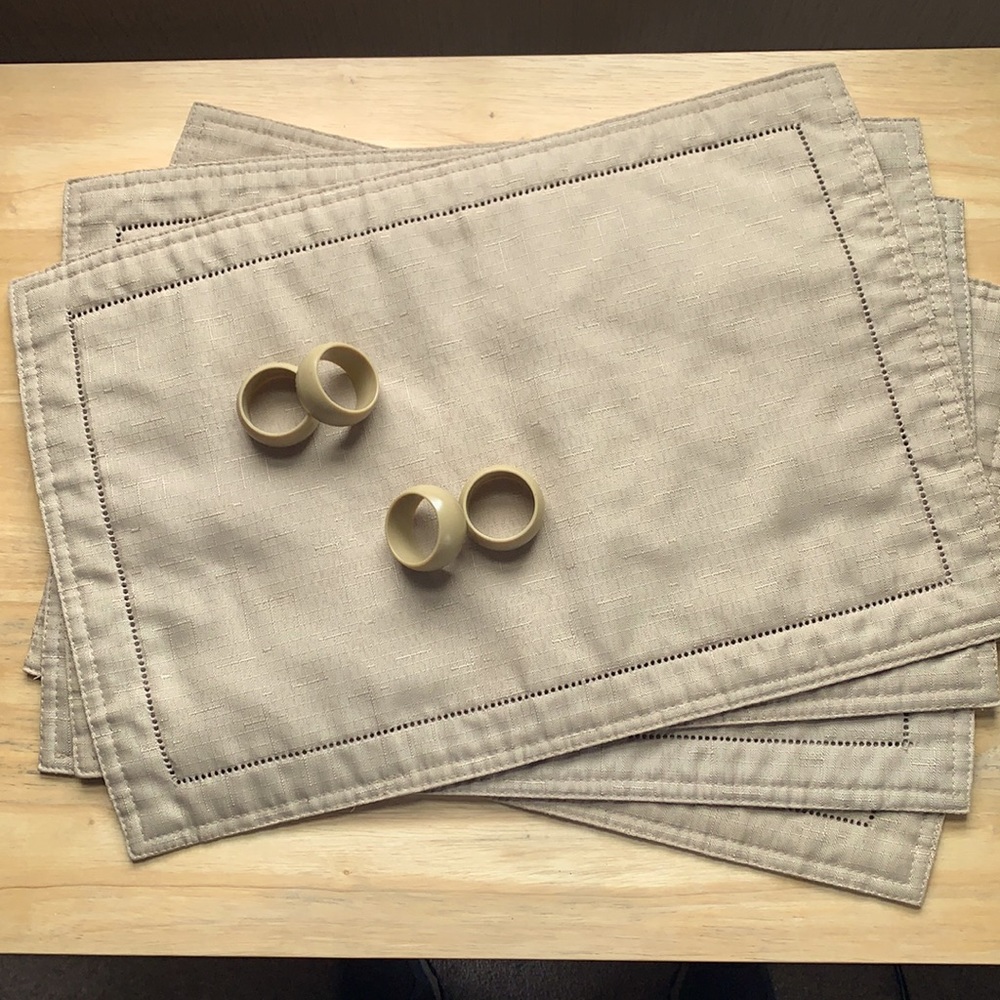 Set of 4 Tan / Khaki Fabric Placemats- 4 Matching Napkin Rings- Place Setting